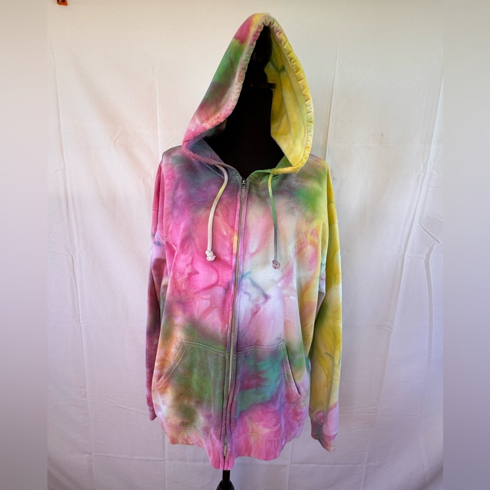 Unisex Hand dyed Tie-Dye Hoodie